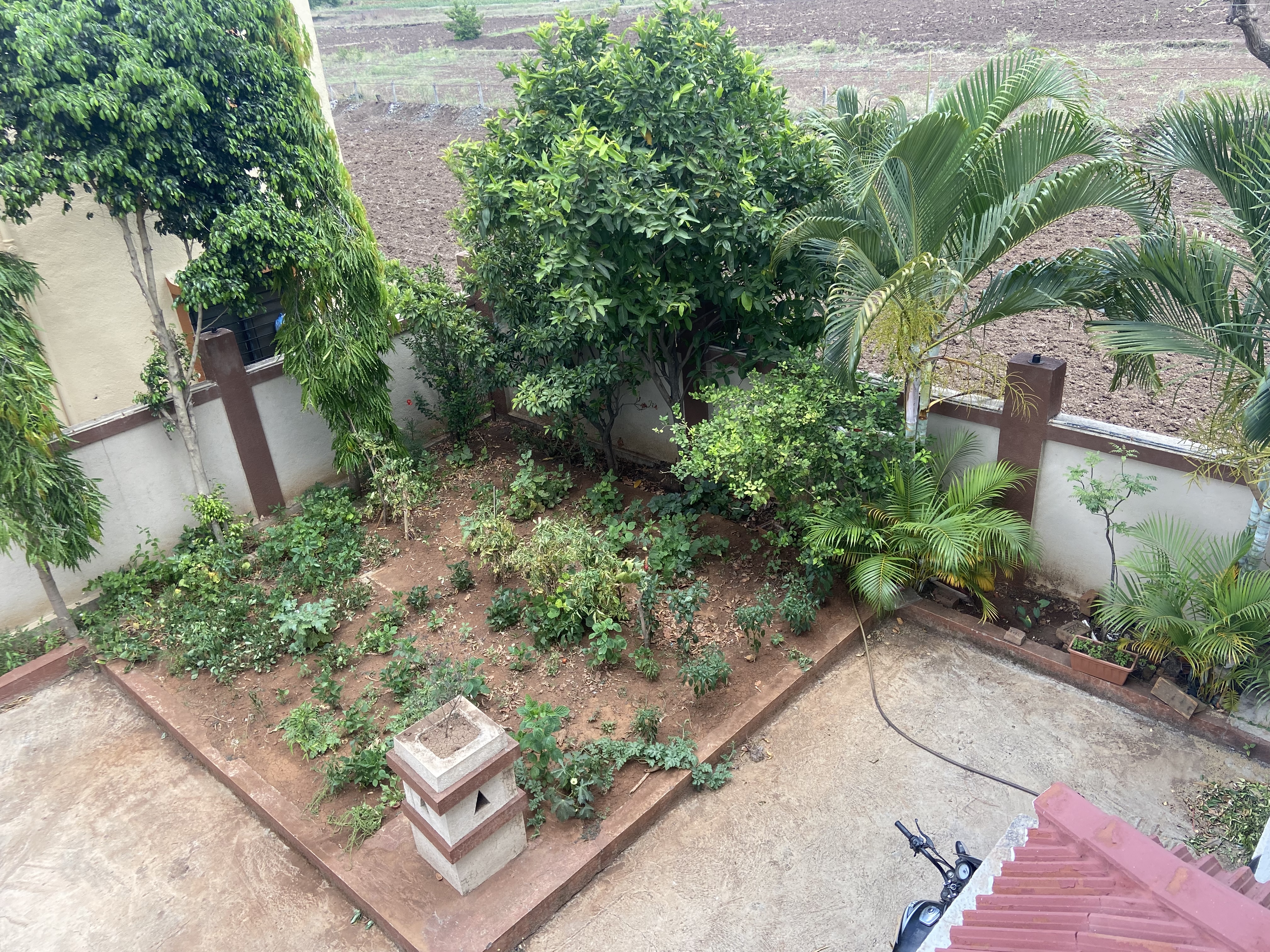 The retreat home by Khadakwasla lake